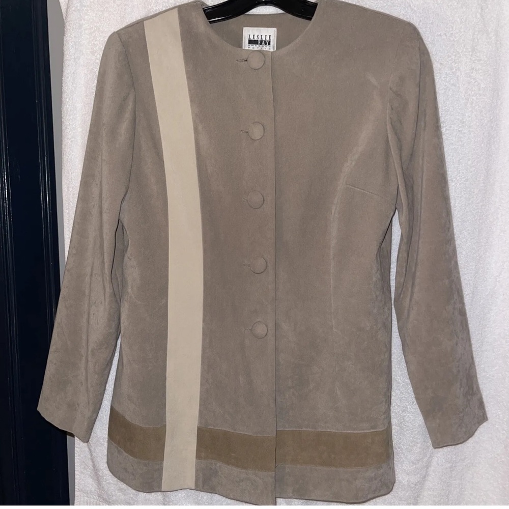 leslie fay petite VINTAGE Taupe & Beige faux Suede pants suit Size 6P